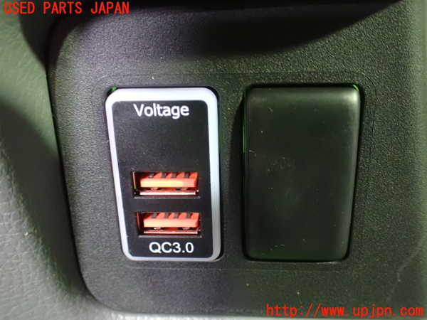 1UPJ-9240547549]NV200 バネット バン(VM20)コンソール 中古_3
