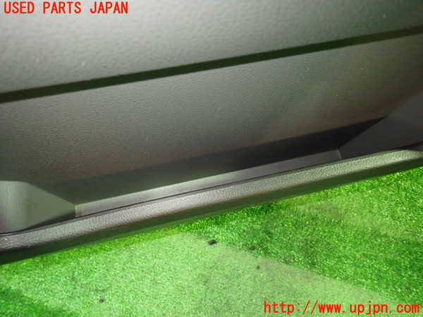 1UPJ-9240541234]NV200 バネット バン(VM20)右前ドア内張り 中古_3