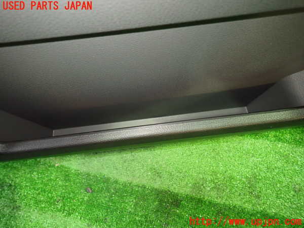1UPJ-9240541264]NV200 バネット バン(VM20)左前ドア内張り 中古_3