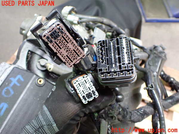 1UPJ-9240552010]NV200 バネット バン(VM20)エンジン HR16DE 中古_3