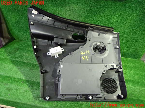 1UPJ-9240551234]NV200 バネット バン(VM20)右前ドア内張り 中古_4