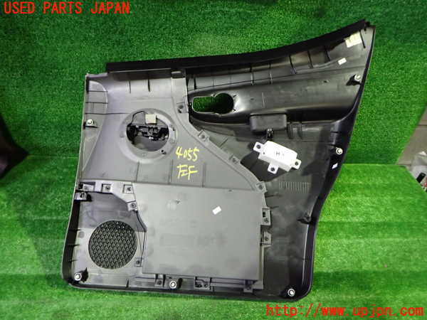 1UPJ-9240551264]NV200 バネット バン(VM20)左前ドア内張り 中古_4