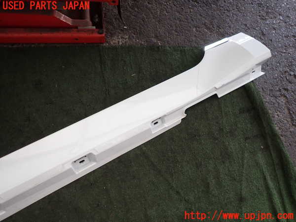 2UPJ-9240561392]VW アルテオン シューティングブレーク(3HDNUF)左サイドステップ 中古_4