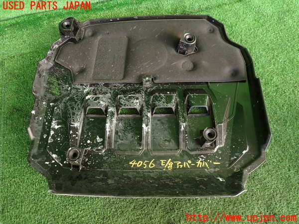2UPJ-9240562160]VW アルテオン シューティングブレーク(3HDNUF)エンジンアッパーカバー 中古_2