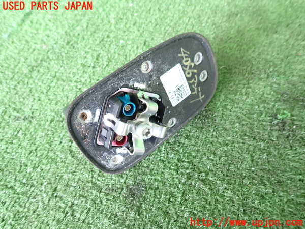 2UPJ-9240566550]VW アルテオン シューティングブレーク(3HDNUF)アンテナ 中古_3