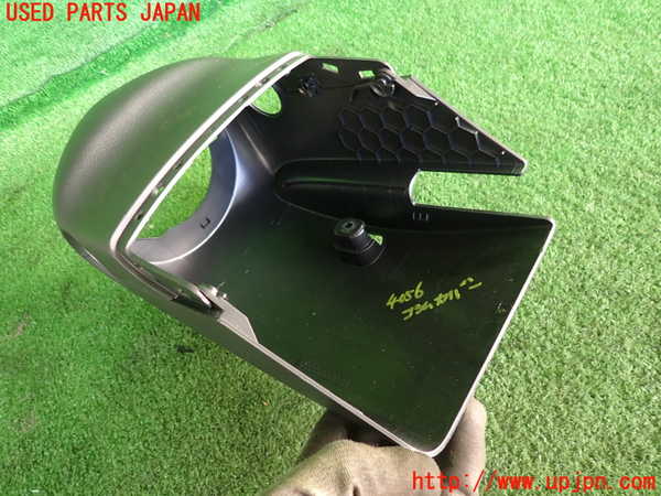 2UPJ-9240567905]VW アルテオン シューティングブレーク(3HDNUF)コラムカバー 中古_3