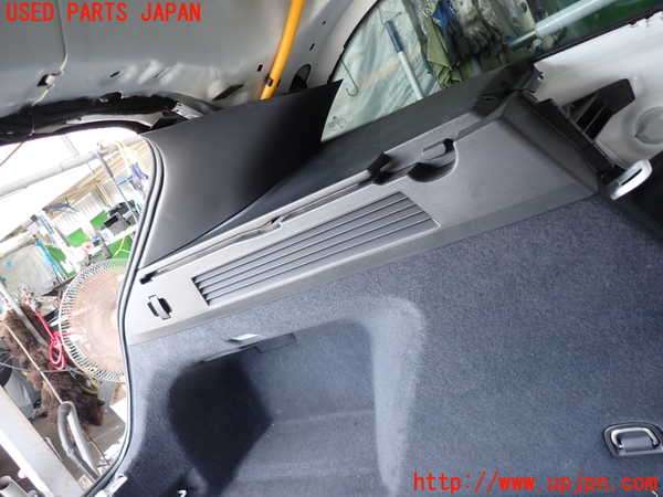 2UPJ-9240567680]VW アルテオン シューティングブレーク(3HDNUF)左リアピラートリム 中古_2