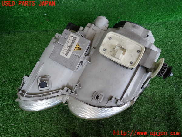 2UPJ-9240581130]ベンツ SL350(230467)(R230)右ヘッドライト HID 中古_3