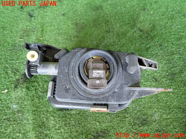 2UPJ-9240581180]ベンツ SL350(230467)(R230)右フォグ 中古_3
