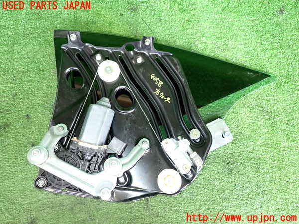 2UPJ-9240581380]ベンツ SL350(230467)(R230)右クォーターガラス 中古(43R-001025 M241)_3