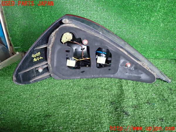 2UPJ-9240581530]ベンツ SL350(230467)(R230)右テールランプ 中古_3