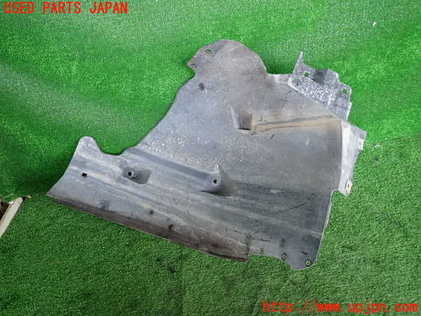 2UPJ-9240581090]ベンツ SL350(230467)(R230)右前フェンダーライナー 中古_4