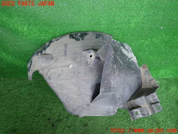 2UPJ-9240581090]ベンツ SL350(230467)(R230)右前フェンダーライナー 中古_5
