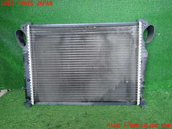 2UPJ-9240582321]ベンツ SL350(230467)(R230)ラジエーター1 中古_2