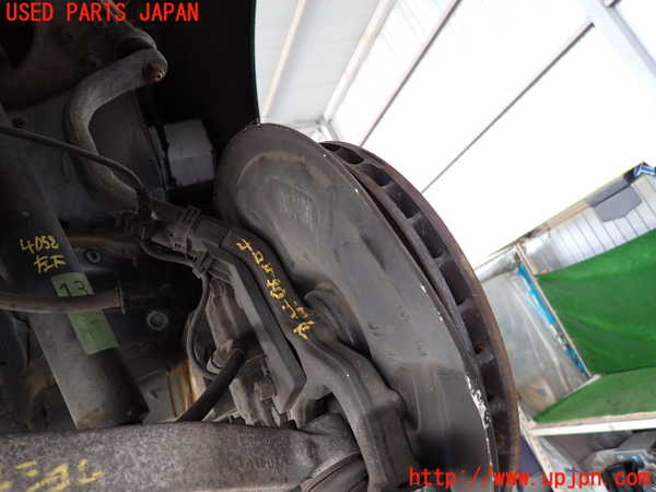 2UPJ-9240584295]ベンツ SL350(230467)(R230)左フロントナックルハブ 中古_2