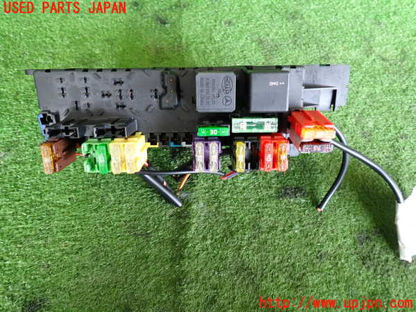 2UPJ-9240586741]ベンツ SL350(230467)(R230)ヒューズボックス1 中古_2