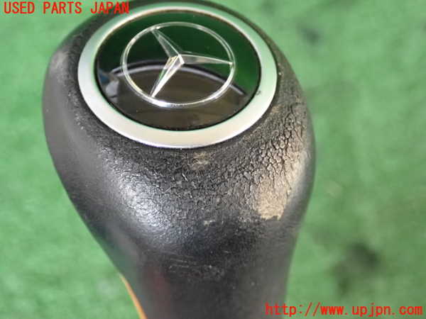 2UPJ-9240587570]ベンツ SL350(230467)(R230)シフトノブ 中古_3