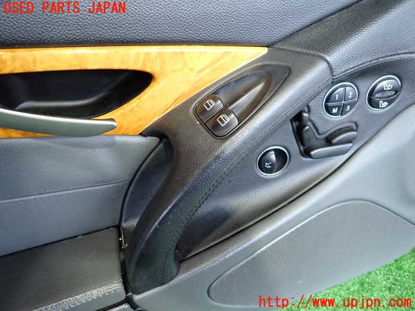 2UPJ-9240581264]ベンツ SL350(230467)(R230)左ドア内張り 中古_4