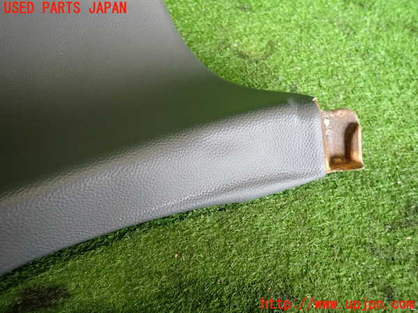2UPJ-9240587675]ベンツ SL350(230467)(R230)右リアピラートリム 中古_2