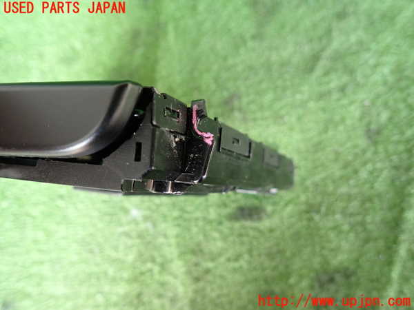 2UPJ-9240587810]ベンツ SL350(230467)(R230)ドリンクホルダー 中古_3