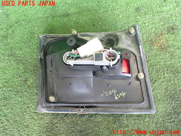 2UPJ-9240591550]セルシオ(UCF20)右リアフィニッシャー 中古_3