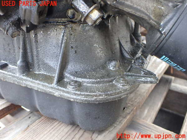 2UPJ-9240592010]セルシオ(UCF20)エンジン 1UZ-FE 中古_3