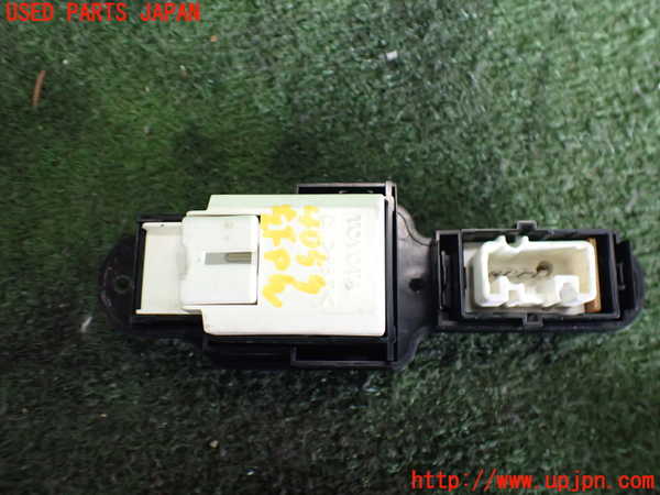 2UPJ-9240596245]セルシオ(UCF20)左前パワーウィンドウスイッチ 中古_2