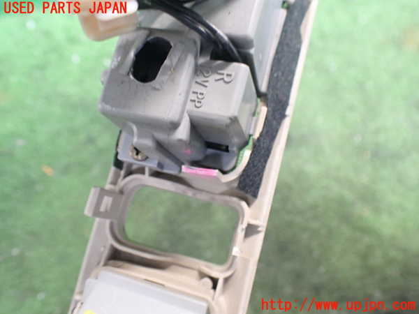 2UPJ-9240596412]セルシオ(UCF20)ルームランプ2 (2列目右) (ジャンク品) 中古_4