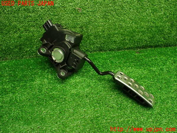 1UPJ-9240616381]S660(JW5)センサー1 (アクセルペダル) 中古_3