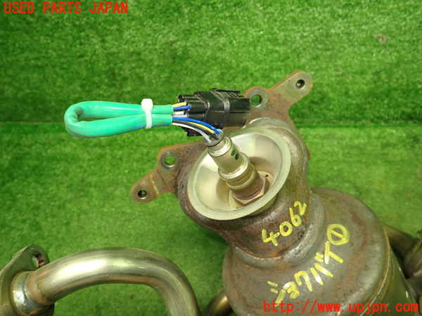 1UPJ-9240622661]WR-V(DG5)触媒1 中古_2