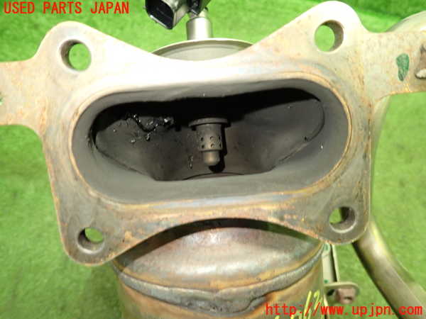 1UPJ-9240622661]WR-V(DG5)触媒1 中古_4