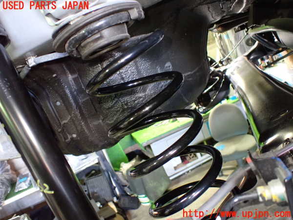 1UPJ-9240625100]WR-V(DG5)右リアスプリング 中古_2