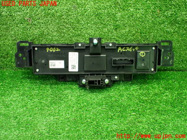 1UPJ-9240626066]WR-V(DG5)エアコンスイッチ1 中古_2