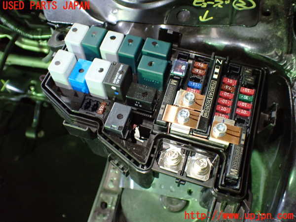 1UPJ-9240626742]WR-V(DG5)ヒューズボックス2 (EGルーム 助手席側) 中古_2