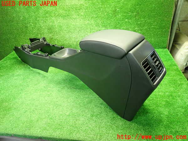 1UPJ-9240627540]WR-V(DG5)センターコンソール 中古_2
