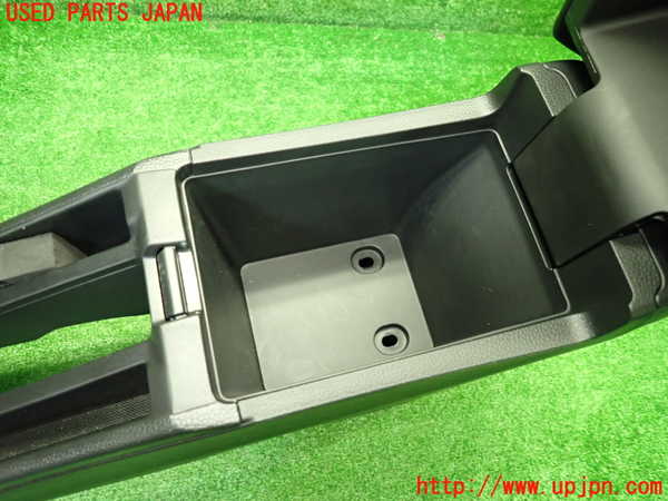 1UPJ-9240627540]WR-V(DG5)センターコンソール 中古_3