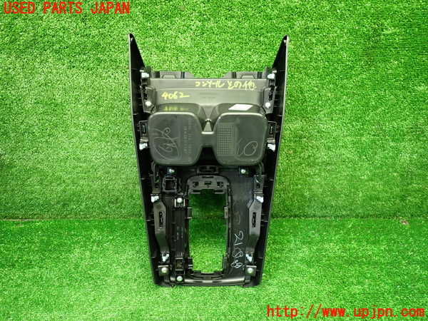 1UPJ-9240627549]WR-V(DG5)コンソール 中古_4