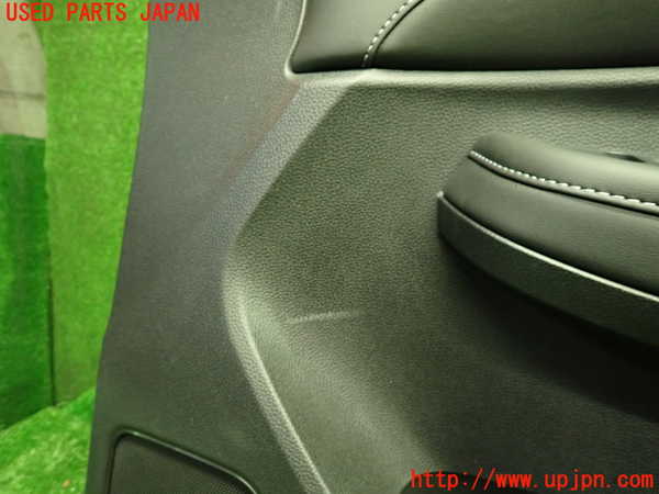 1UPJ-9240621234]WR-V(DG5)右前ドア内張り 中古_4
