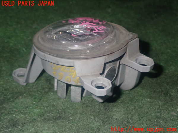 1UPJ-9240631182]カローラ ツーリング ハイブリッド(ZWE214W)左フォグ 中古_3