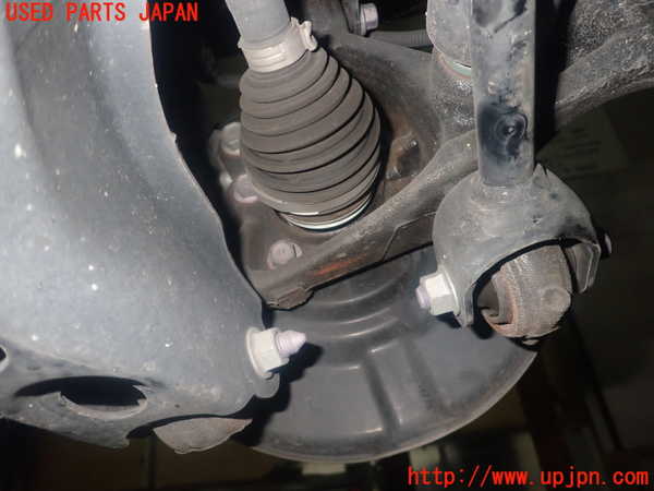 1UPJ-9240634305]カローラ ツーリング ハイブリッド(ZWE214W)左リアナックルハブ 中古_2