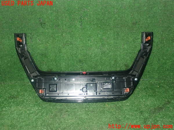 1UPJ-9240636066]カローラ ツーリング ハイブリッド(ZWE214W)エアコンスイッチ1 中古_2