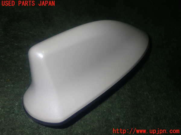 1UPJ-9240636550]カローラ ツーリング ハイブリッド(ZWE214W)アンテナ 中古_2