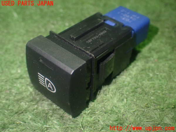 1UPJ-9240636308]カローラ ツーリング ハイブリッド(ZWE214W)スイッチ3 中古_2
