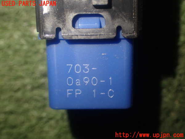 1UPJ-9240636308]カローラ ツーリング ハイブリッド(ZWE214W)スイッチ3 中古_4