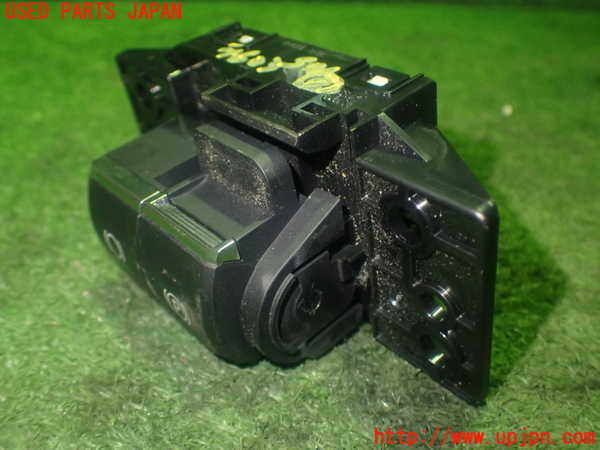 1UPJ-9240636313]カローラ ツーリング ハイブリッド(ZWE214W)スイッチ8 中古_2