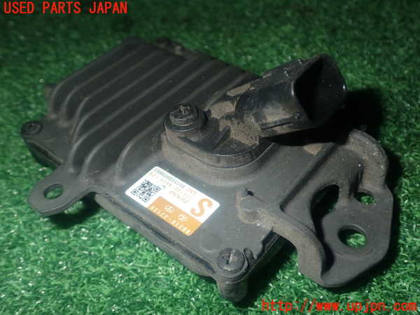 1UPJ-9240636382]カローラ ツーリング ハイブリッド(ZWE214W)センサー2 中古_2