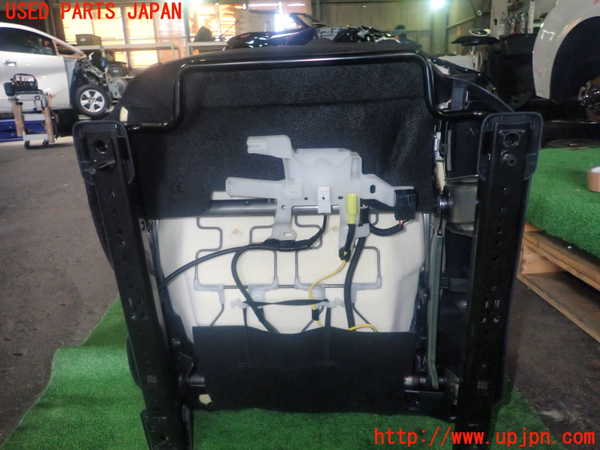 1UPJ-9240637065]カローラ ツーリング ハイブリッド(ZWE214W)助手席シート 中古_5