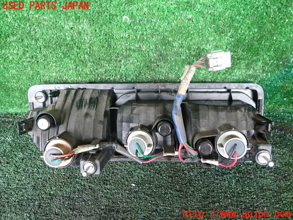 1UPJ-9240641530]ジムニー(JB64W)右テールランプ 中古_2