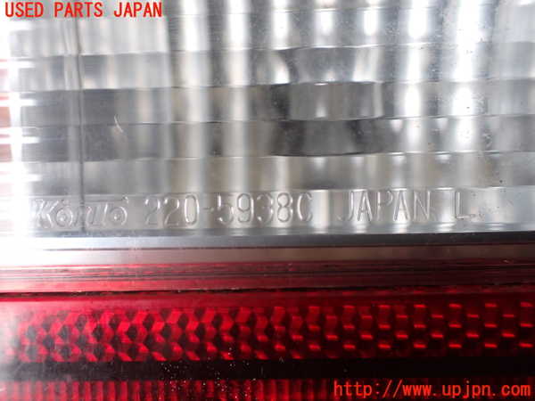 1UPJ-9240641536]ジムニー(JB64W)左テールランプ 中古_3