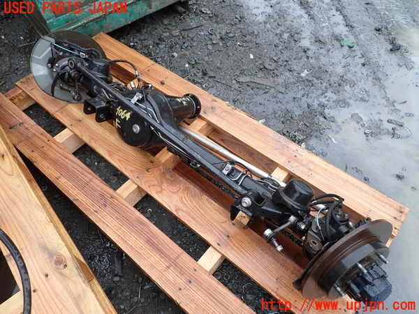 1UPJ-9240644370]ジムニー(JB64W)フロントデフホーシング 中古_2